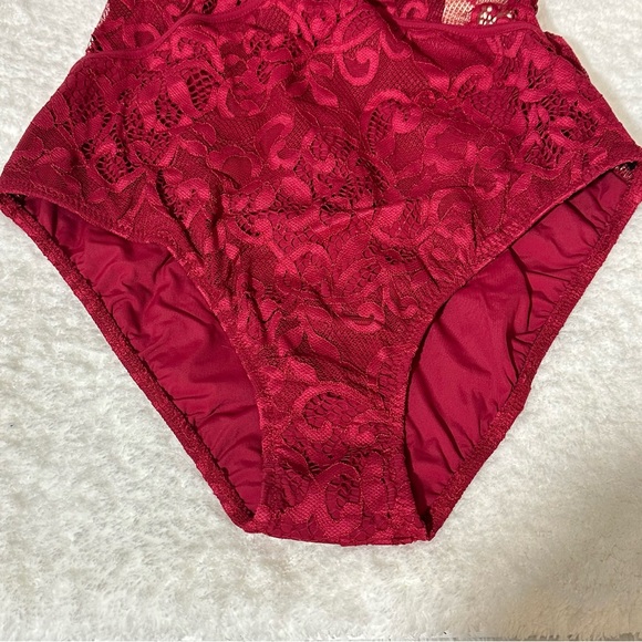 Profile by Gottex Lace Swimsuit Shalimar D-Cup 1 Piece Ruby Swim Straps - Picture 8 of 12